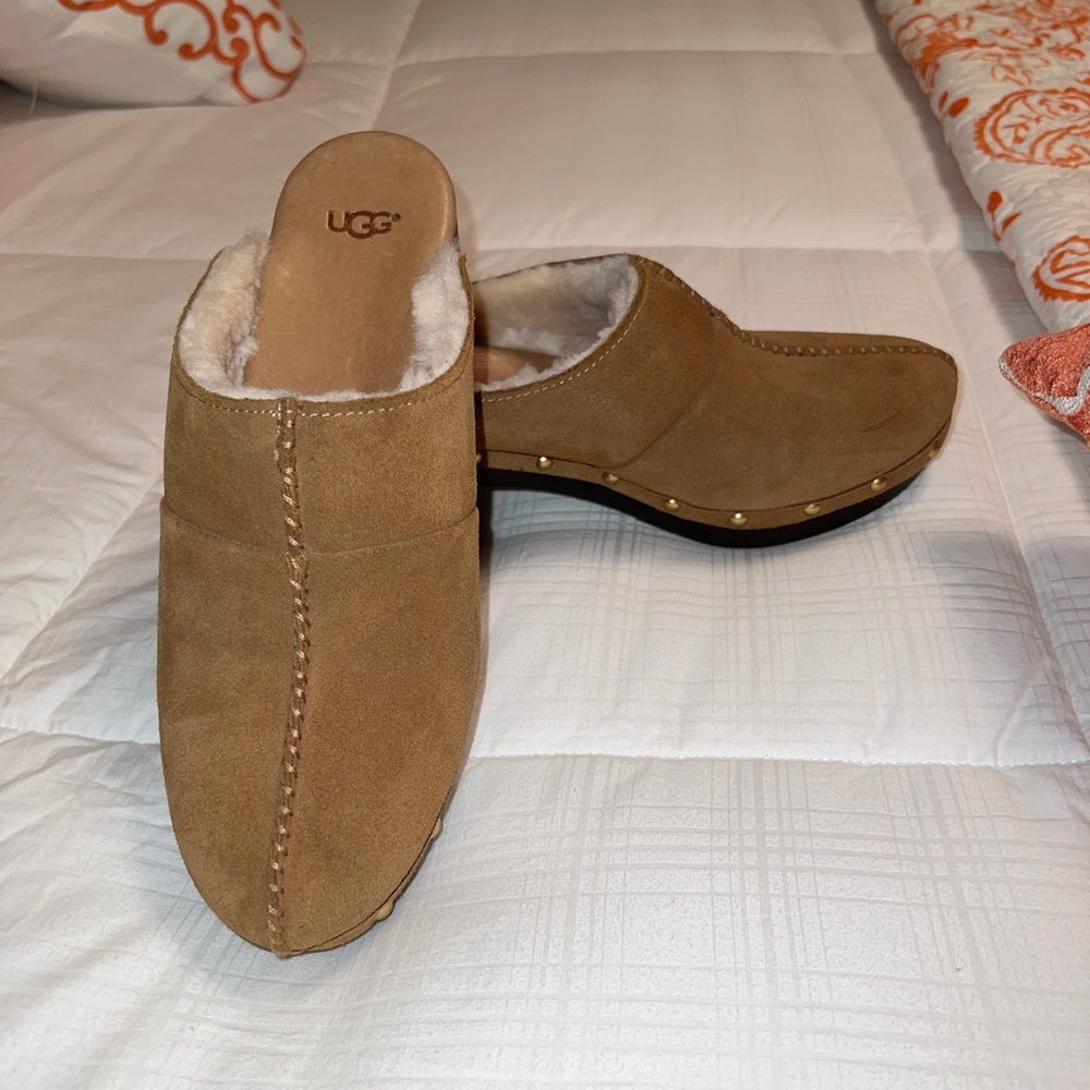 UGG lined suede clogs Size 9